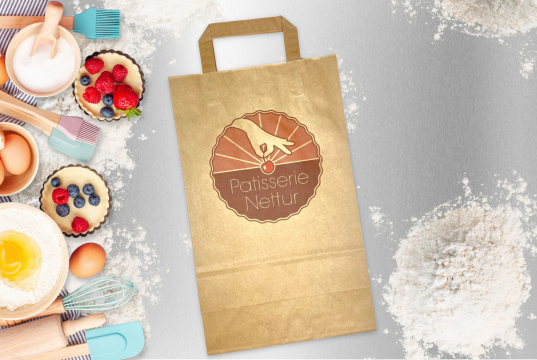 Tragetaschen aus Papier mit Flachhenkel | Briefumschlaegebestellen.at